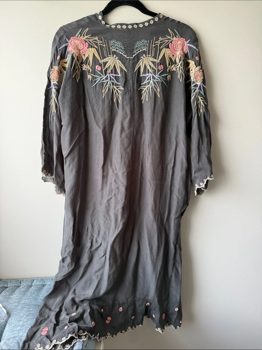 Johnny Was Gray Embroidered Midi Dress floral and bird accents lined pockets M - Picture 5 of 9